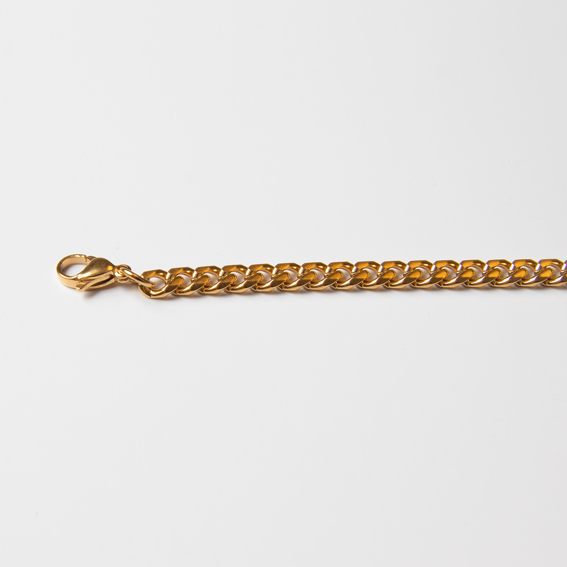 Twisted cuban chain bracelet
