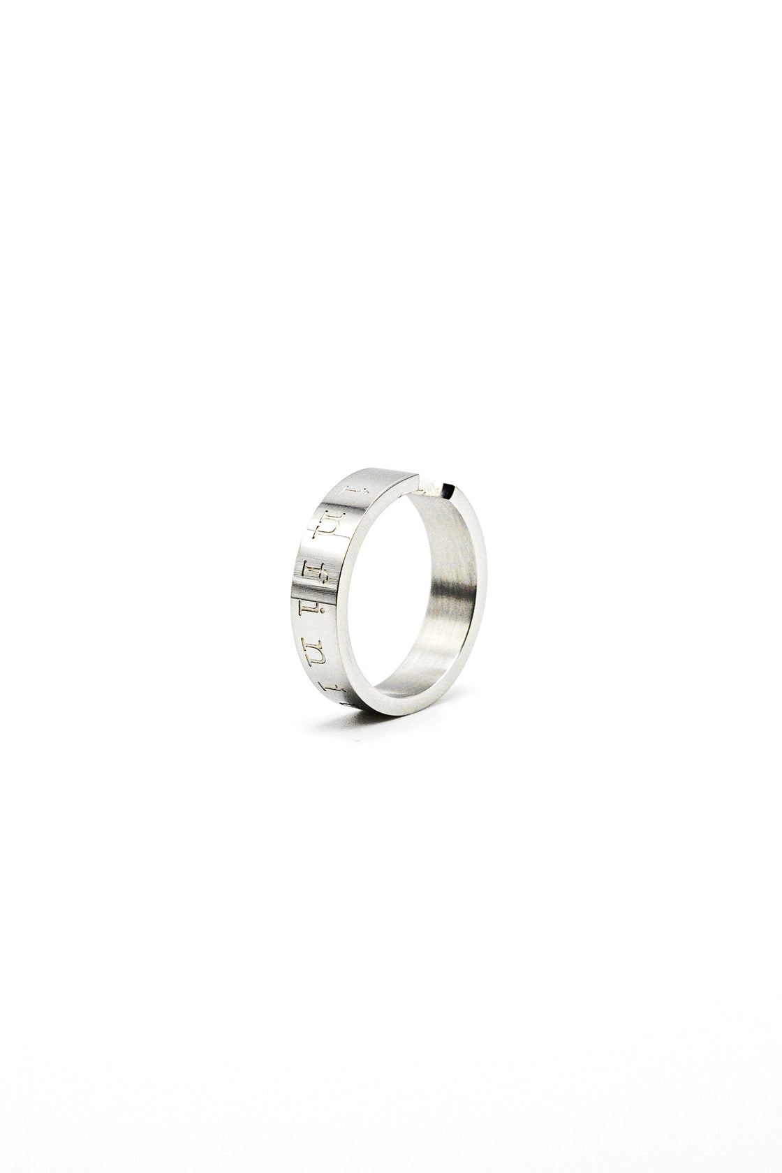 Infinite ring